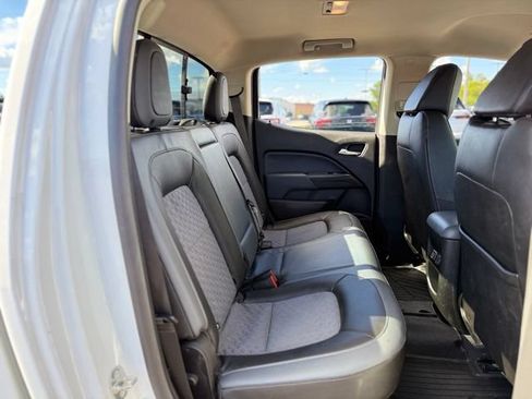 Used 2019 Chevrolet Colorado Z71 AWD/4WD image 18