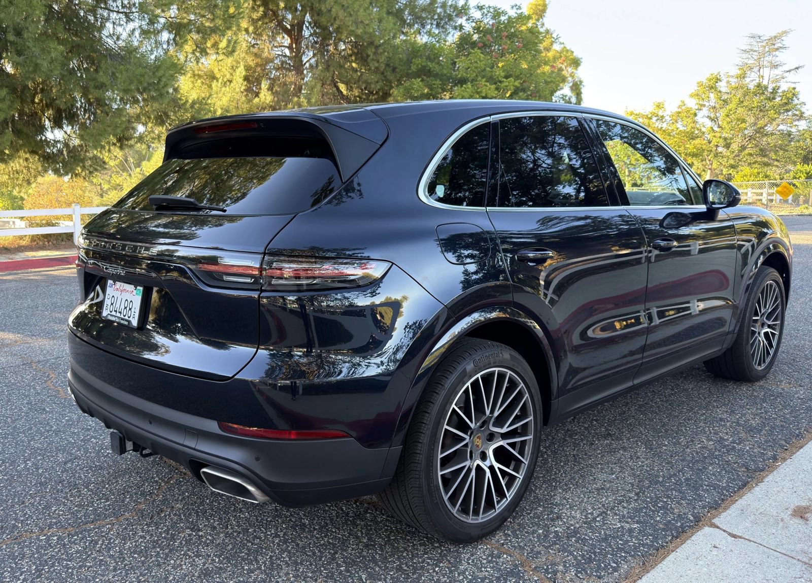Used 2021 Porsche Cayenne AWD/4WD image 20