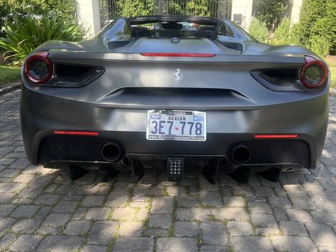 Used 2018 Ferrari 488 Spider RWD image 16