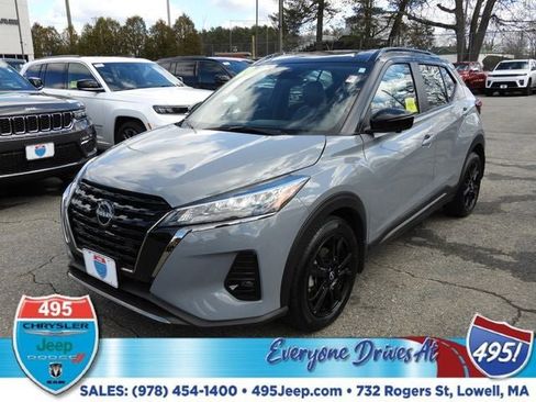 Used 2023 Nissan Kicks SR w/ SR Premium Package image 1