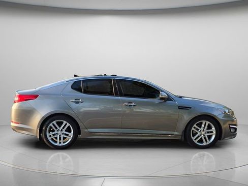Used 2013 Kia Optima SX w/ Limited Pkg FWD image 7