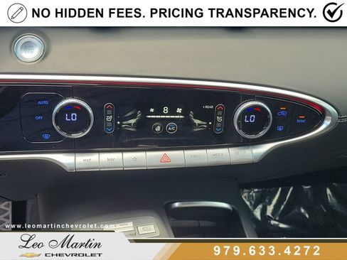 Used 2024 Genesis GV70 3.5T Sport w/ Sport Advanced Package AWD/4WD image 25