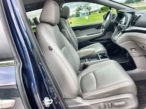 Used 2023 Honda Odyssey EX-L image 12