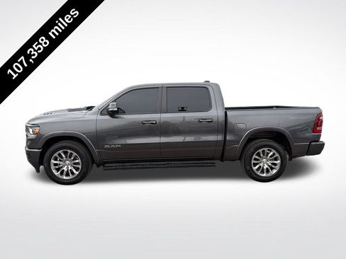 Used 2022 RAM 1500 Laramie AWD/4WD image 2