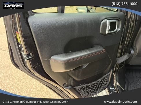 Used 2018 Jeep Wrangler Unlimited Rubicon AWD/4WD image 33