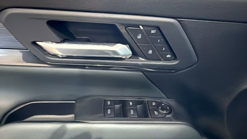 New 2026 GMC Terrain AT4 w/ Convenience Package III AWD/4WD image 23