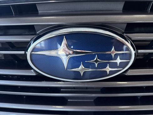 Used 2022 Subaru Ascent Limited w/ Technology Package image 7