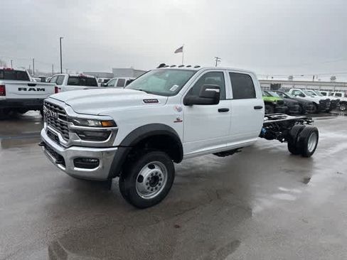 New 2026 RAM 5500 Tradesman image 16