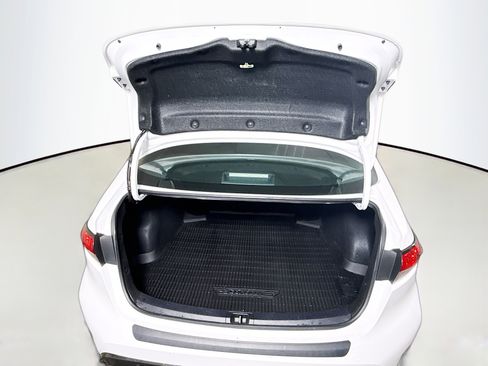 Certified 2023 Toyota Corolla SE image 22