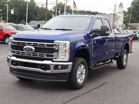 New 2026 Ford F350 XLT w/ FX4 Off-Road Package AWD/4WD image 13