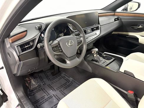 New 2025 Lexus ES 350 w/ Premium Package image 5