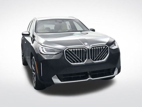 New 2026 BMW X3 xDrive30 w/ Premium Package image 11
