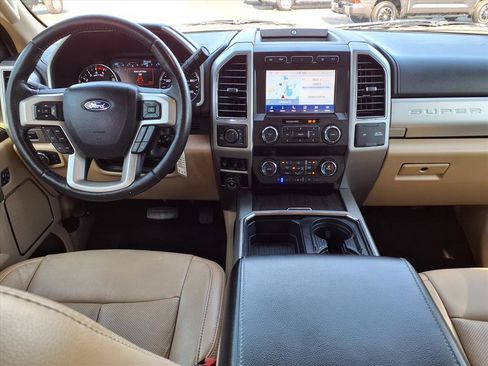 Used 2020 Ford F250 Lariat w/ Chrome Package image 8