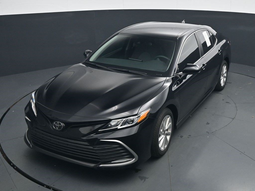 Used 2024 Toyota Camry LE FWD image 28