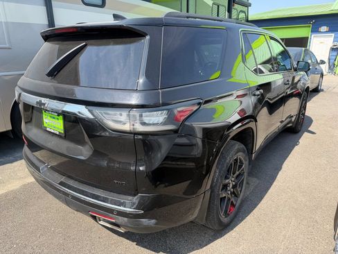 Used 2020 Chevrolet Traverse Premier w/ Redline Edition AWD/4WD image 3