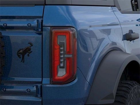 Certified 2022 Ford Bronco Wildtrak image 23