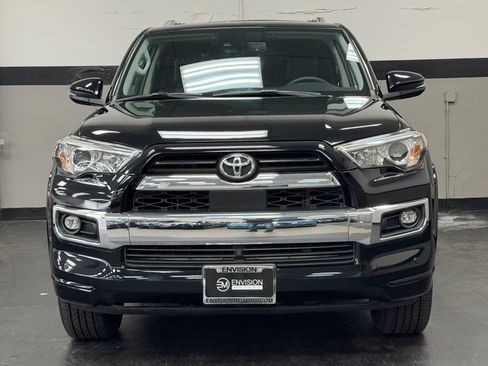 Used 2022 Toyota 4Runner Limited image 5