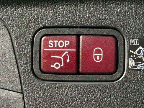 New 2026 Mercedes-Benz GLE 53 AMG 4MATIC Coupe image 13