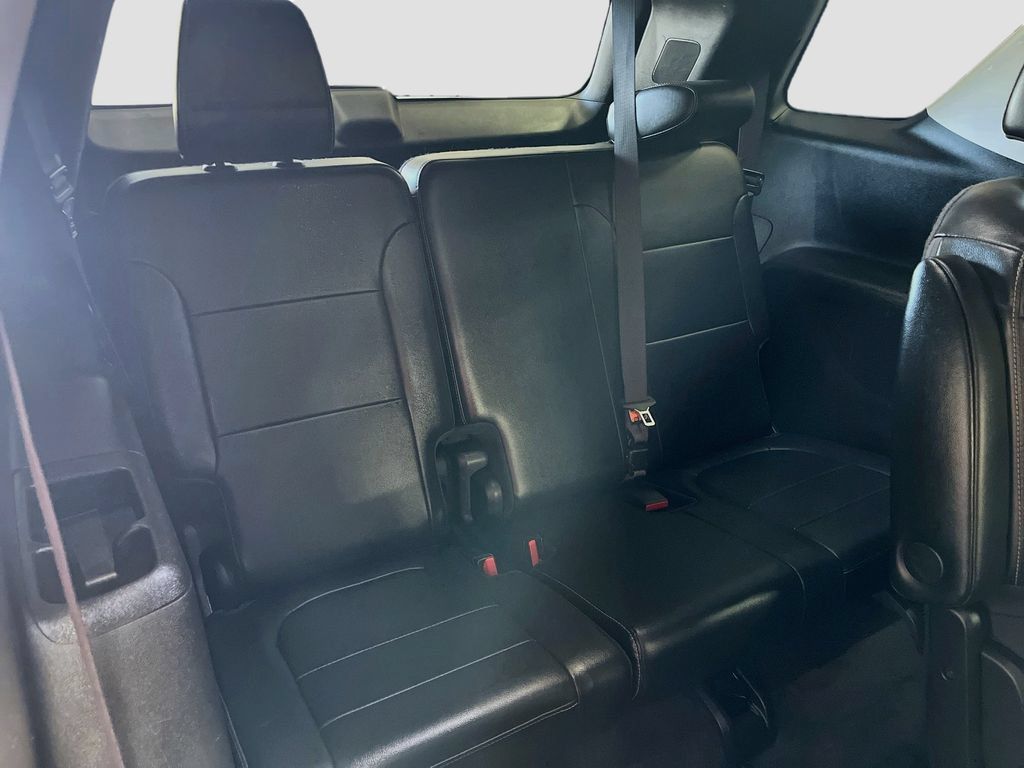 Used 2019 Chevrolet Traverse LT AWD/4WD image 27