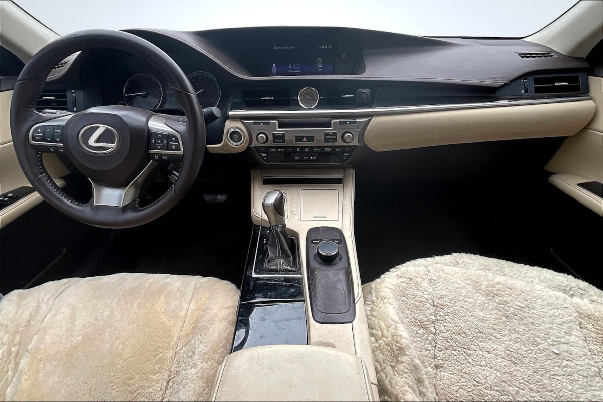 Used 2017 Lexus ES 350 FWD image 16