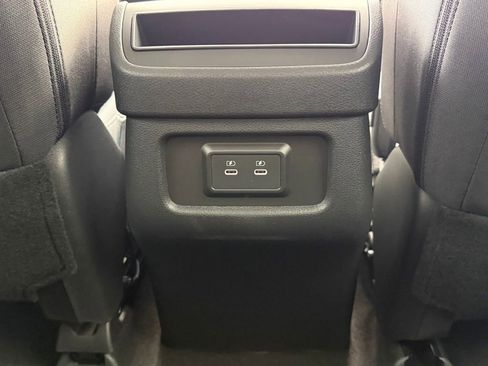 New 2026 Nissan Pathfinder SV image 18