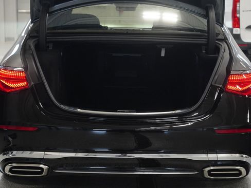 Used 2024 Mercedes-Benz Maybach S 680 4MATIC image 35