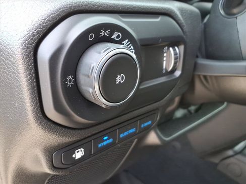 Used 2023 Jeep Wrangler Unlimited AWD/4WD image 22