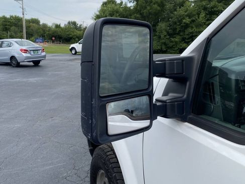 Used 2004 Ford F250 Lariat RWD image 8