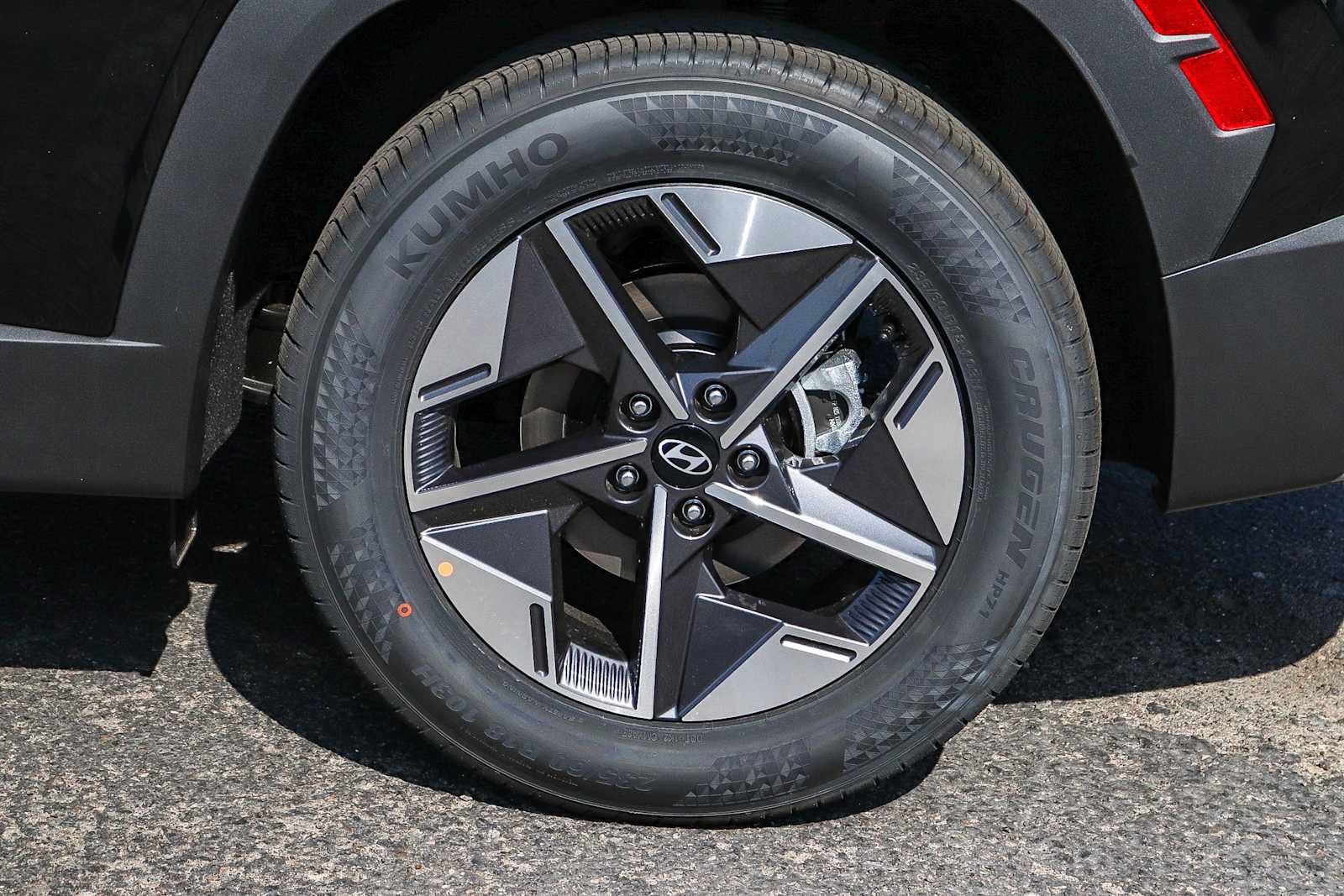 New 2026 Hyundai Tucson SEL Plus FWD image 13