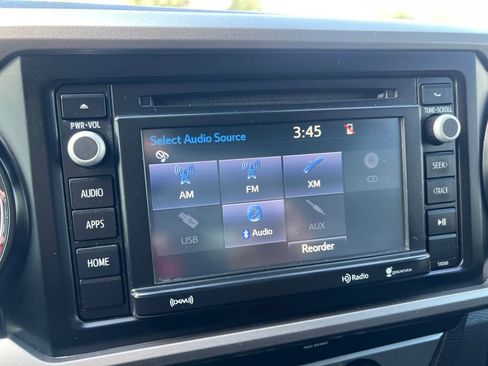 Used 2019 Toyota Tacoma SR5 AWD/4WD image 22