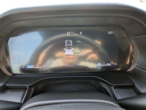 Used 2025 Jeep Grand Cherokee Laredo X RWD image 29