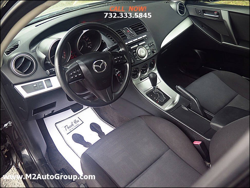 Used 2011 MAZDA MAZDA3 i Touring FWD image 5