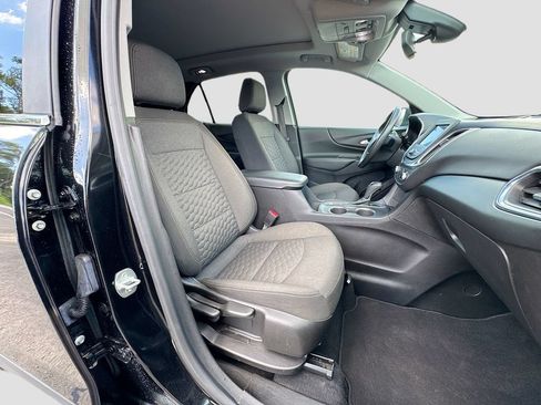 Used 2021 Chevrolet Equinox LT FWD image 30