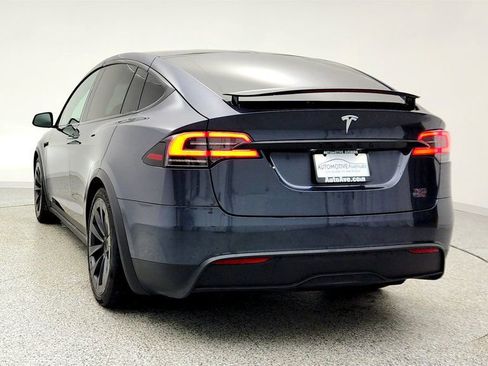 Used 2023 Tesla Model X Plaid image 6