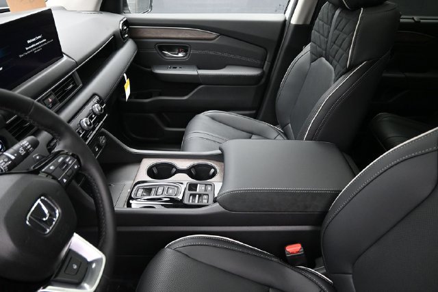New 2026 Honda Pilot Elite image 18