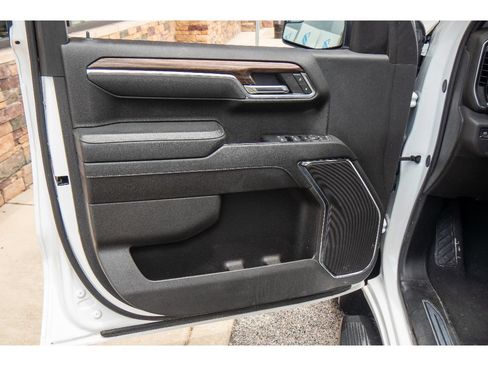 Used 2024 Chevrolet Silverado 1500 LT AWD/4WD image 10
