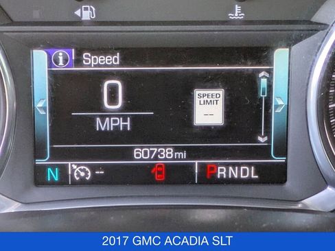 Used 2017 GMC Acadia SLT image 23