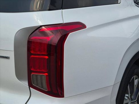 Used 2022 Hyundai Palisade SEL w/ Convenience Package AWD/4WD image 12