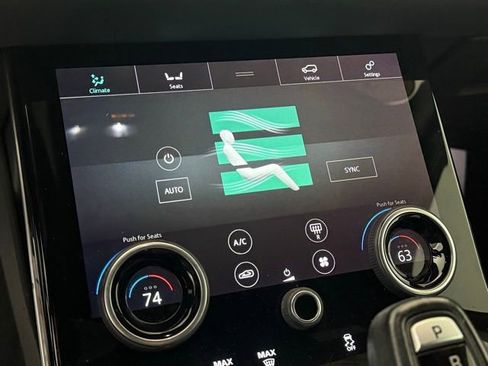 Used 2020 Land Rover Range Rover Evoque SE image 36