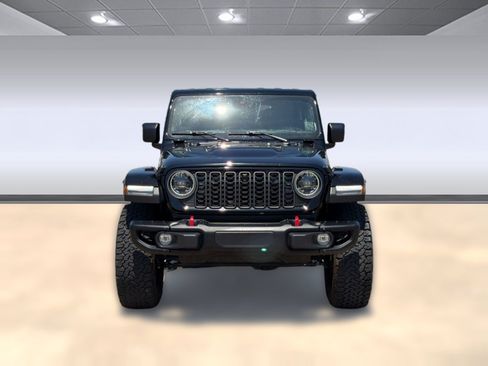 Used 2025 Jeep Wrangler Unlimited Rubicon AWD/4WD image 6