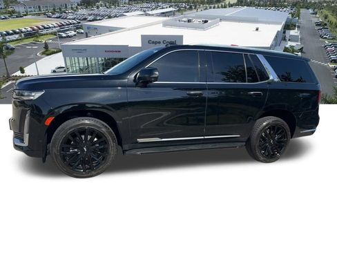Used 2022 Cadillac Escalade Premium Luxury RWD image 33