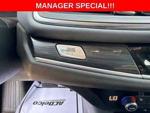 Used 2019 Buick Enclave Essence FWD image 27