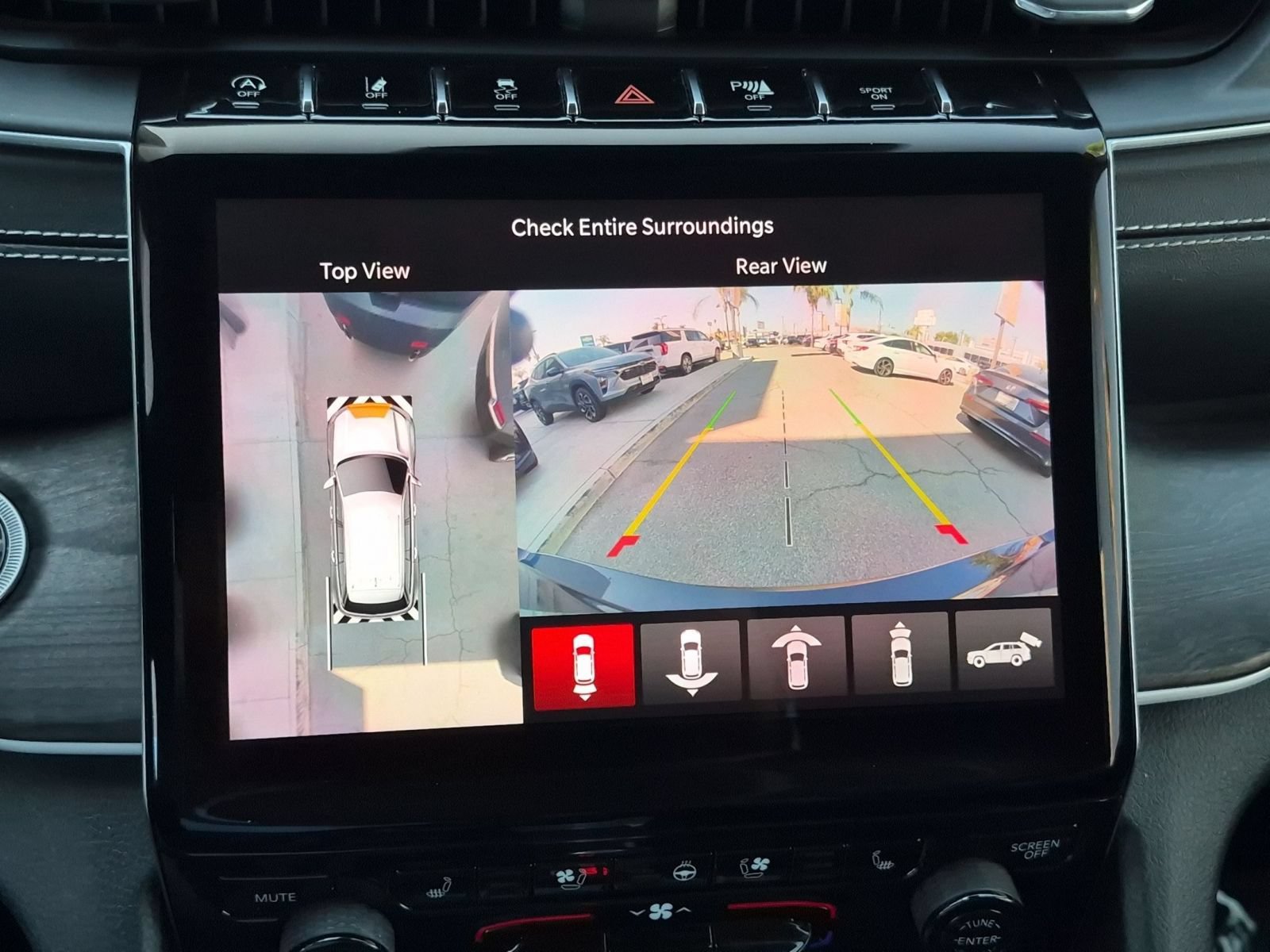 Used 2023 Jeep Grand Cherokee L Limited w/ Luxury Tech Group II RWD image 19