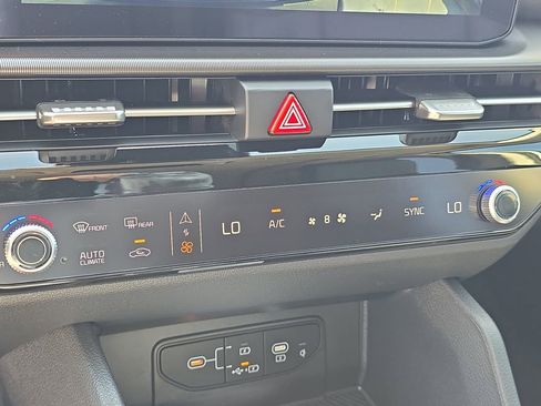 New 2026 Kia Sportage SX image 26