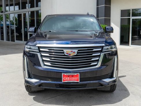 Used 2024 Cadillac Escalade ESV Premium Luxury Platinum AWD/4WD image 2