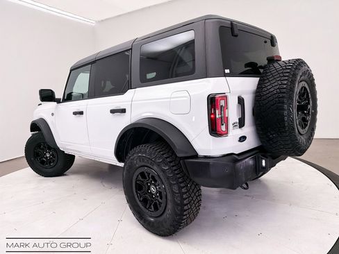 Used 2024 Ford Bronco Wildtrak image 7