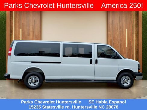 Certified 2025 Chevrolet Express 3500 LT w/ LT Preferred Equipment Group RWD image 37