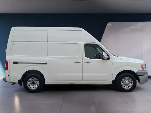 Used 2012 Nissan NV 2500 SV RWD image 5