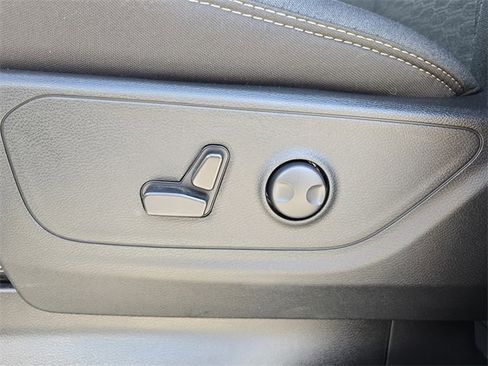 Certified 2025 RAM 1500 Big Horn image 15