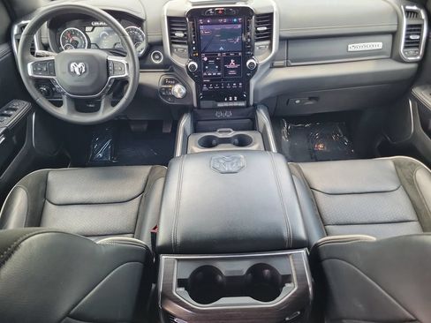 Used 2025 RAM 1500 Laramie AWD/4WD image 12